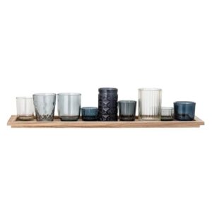 Tablett Sanga mit unterschiedlichen dekorativen Teelichthaltern aus Glas der Marke Bloomingville