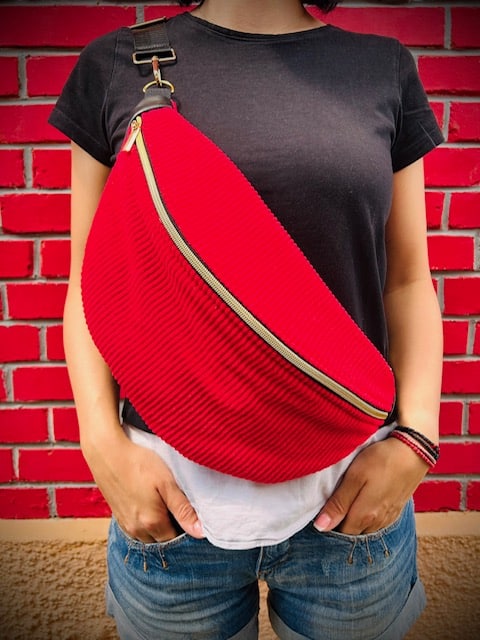 Crossbody Bauchtasche XL Cord Rot